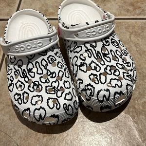 Like New Crocs